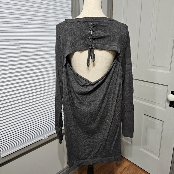 Torrid Disney Villains Poison Apple Sequined Sweater - Picture 6 of 7